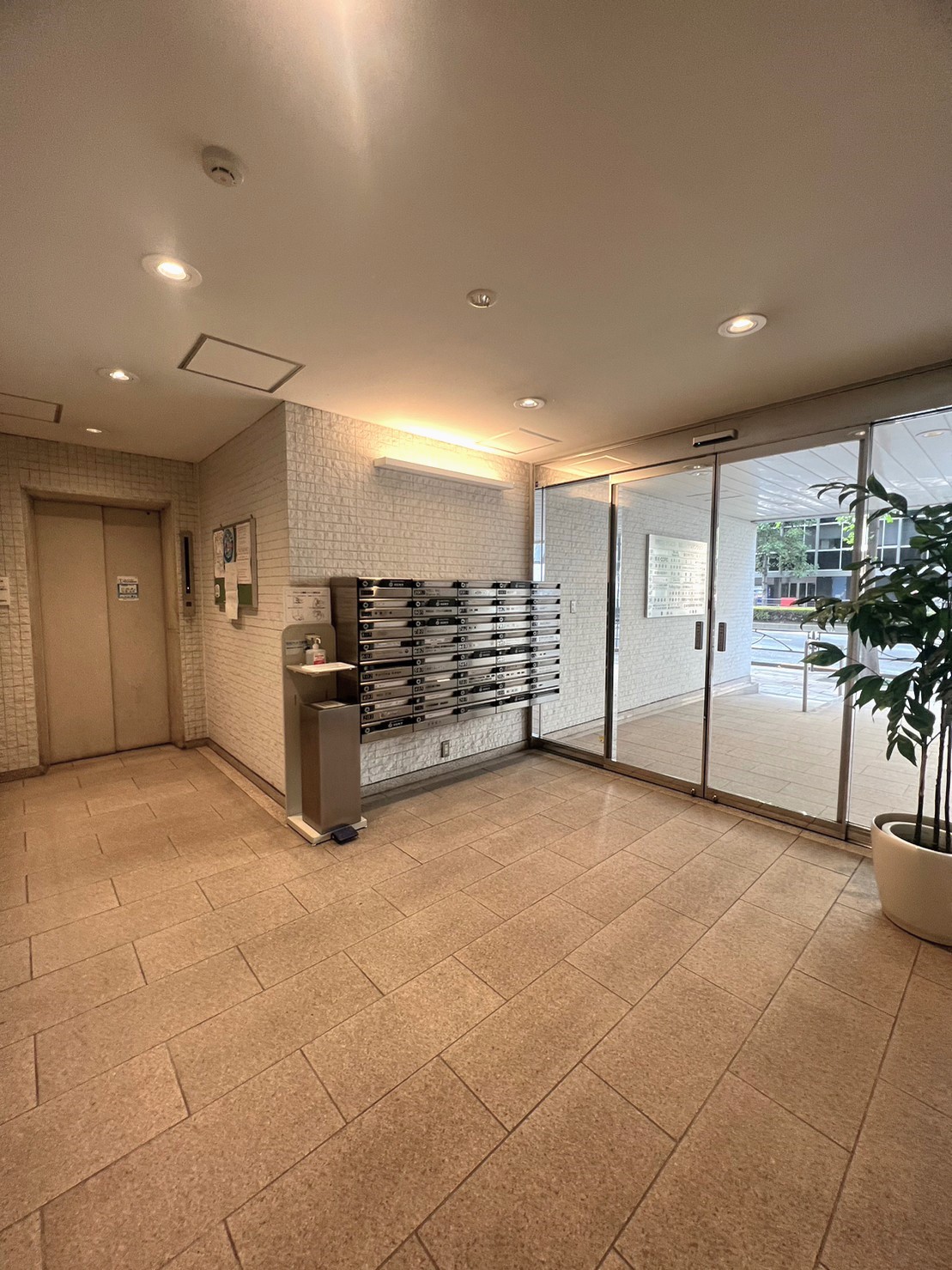 麹町ロイヤルマンション 1005号室の写真3