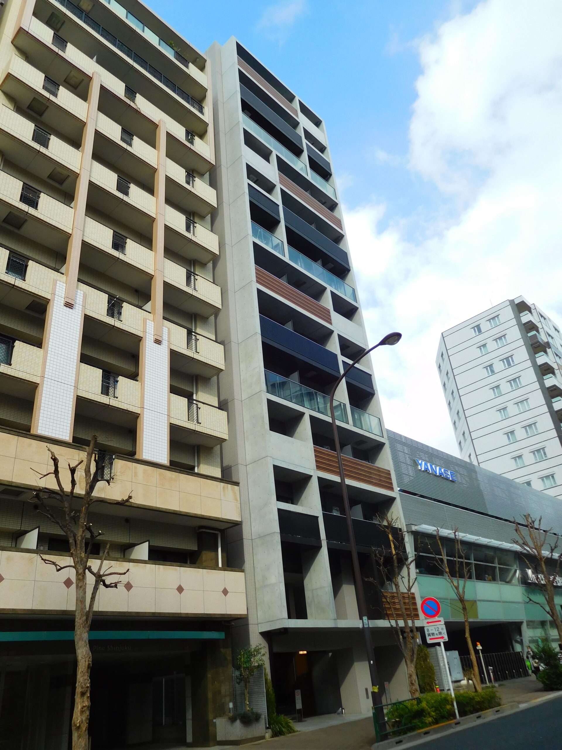 ＺＯＯＭ西新宿の写真2