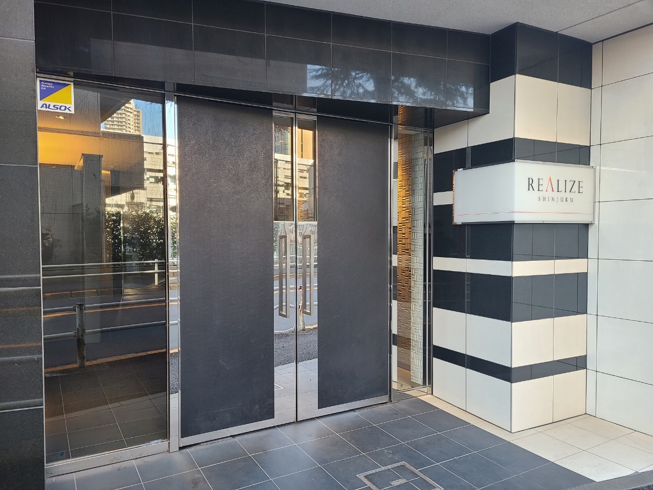 ＲＥＡＬＩＺＥ新宿の写真5